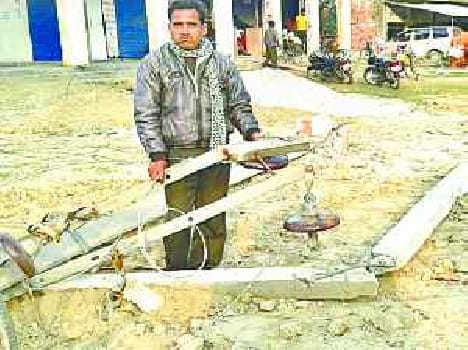 pole broken, darkness spread in hundreds of villages